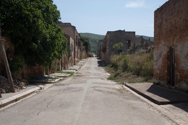 Viaggio tra i ruderi